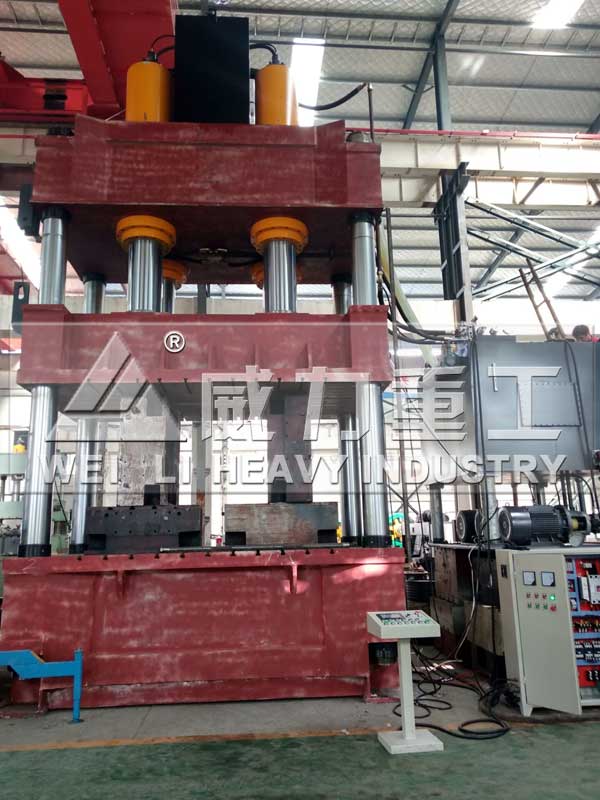 1500吨四柱式玻璃钢制品成型油压机